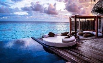 luxury escapes and European tours