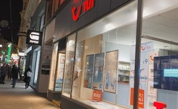 TUI Das Reisebüro Neubau