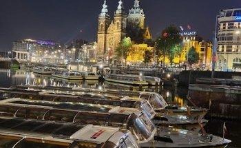 Stromma Central Station - Amsterdam Canal Cruise