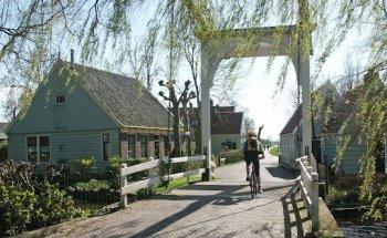 Travelydays Nederland B.V.