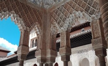 polyreisen Hatziapostolu