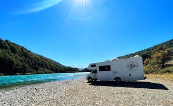 Rolling Patagonia - Arriendo de Motorhomes, CamperVans y Rent a Car.