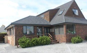 New Moon NZ Travel Agency