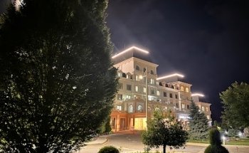 AHLEEN Travel & Tourism