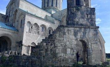 AFTHAB HARISH TOURS LLC