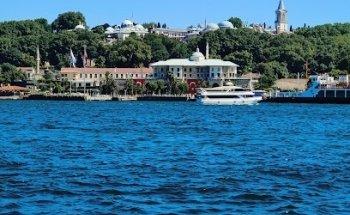 Holiday Factory Premium