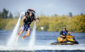 Rayna Tours and Travels