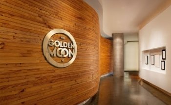 THEGOLDENMOON.COM