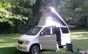 Jolly Cotswold Campers