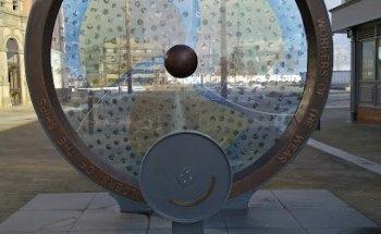 Hays Travel Sunderland Keel Square