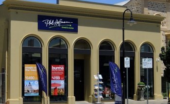 Phil Hoffmann Travel Semaphore | Helloworld Travel Member