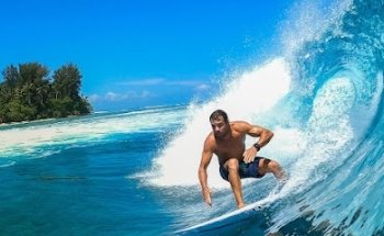 PNG Surf Adventures