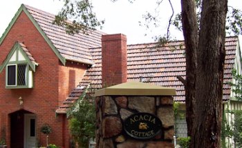 Acacia Cottage