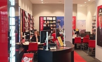 Flight Centre Glen Waverley