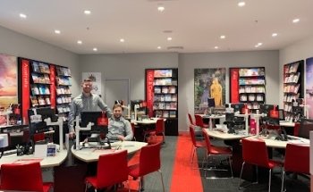 Flight Centre Watergardens