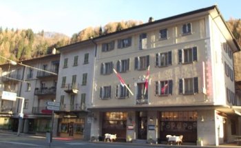 MÜLLER GmbH & Co. KG REISEBÜRO