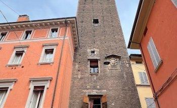 Freetour - Bologna Walking Tour - Viaja con Laia