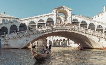 Gondolieri Travel