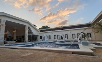 Reisebüro Holiday & Fun