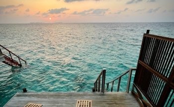 Reisebüro Drei Null Drei