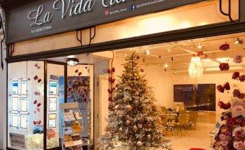 La Vida Travel Cardiff